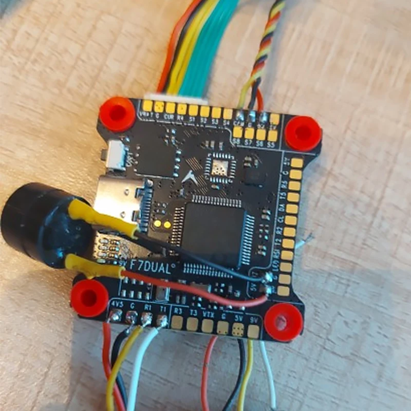 AOCODA-RC F7 F722 F7DUAL フライトコ - Betaflight Fc F7 のレビューと価格